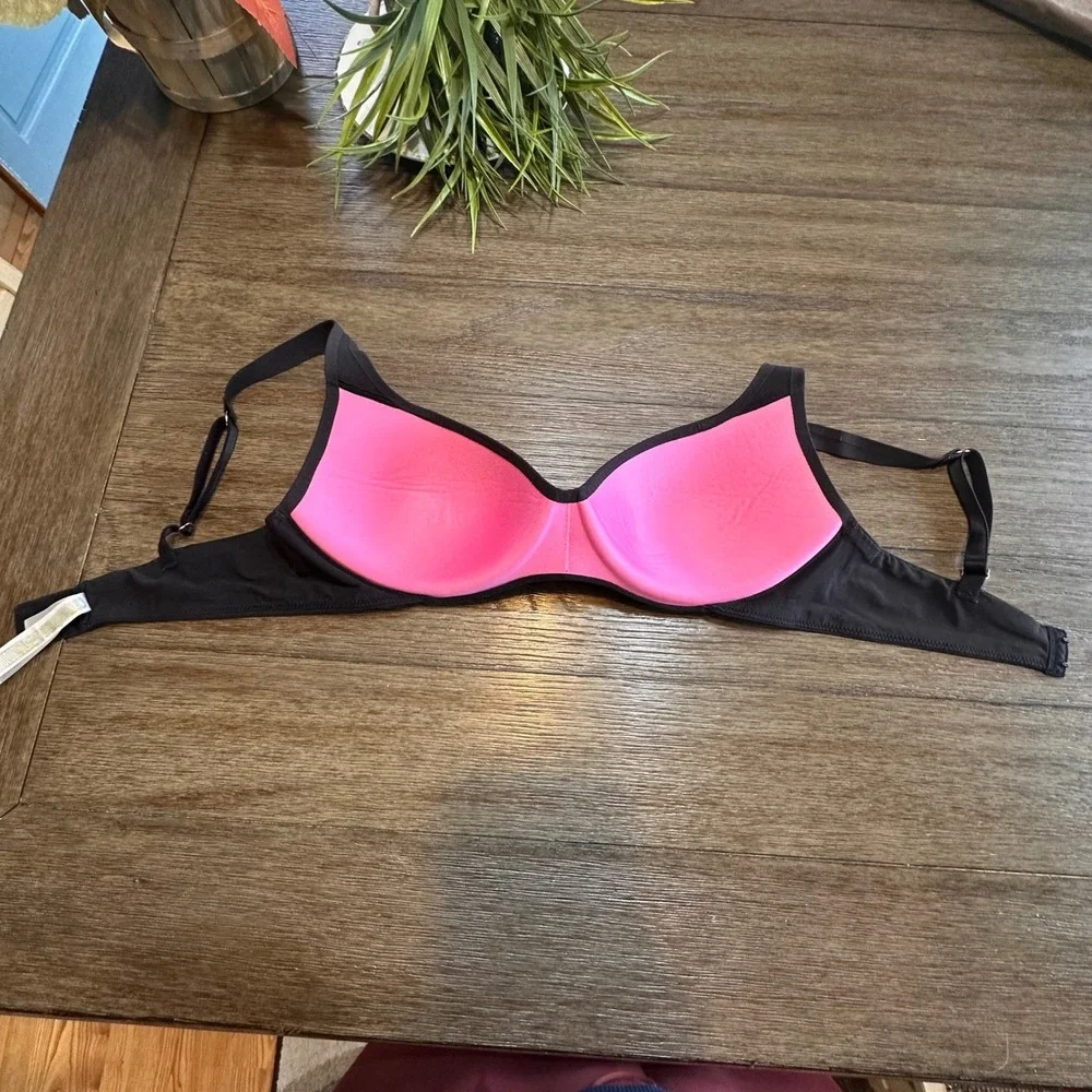 Victoria's Secret PINK Black Lightly Lined Bra T-Shirt Full Coverage L / G / B85